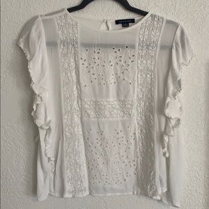 This is a cute and comfy shirt:)